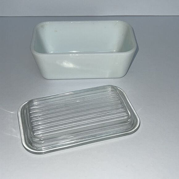 Vintage Pyrex Amish Butterprint Fridge Dish 0502 Clear Ribbed Lid 1 1/2 Pint - Picture 5 of 6